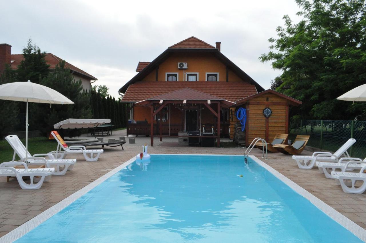 Lifestyle Balaton Villa Siófok Buitenkant foto