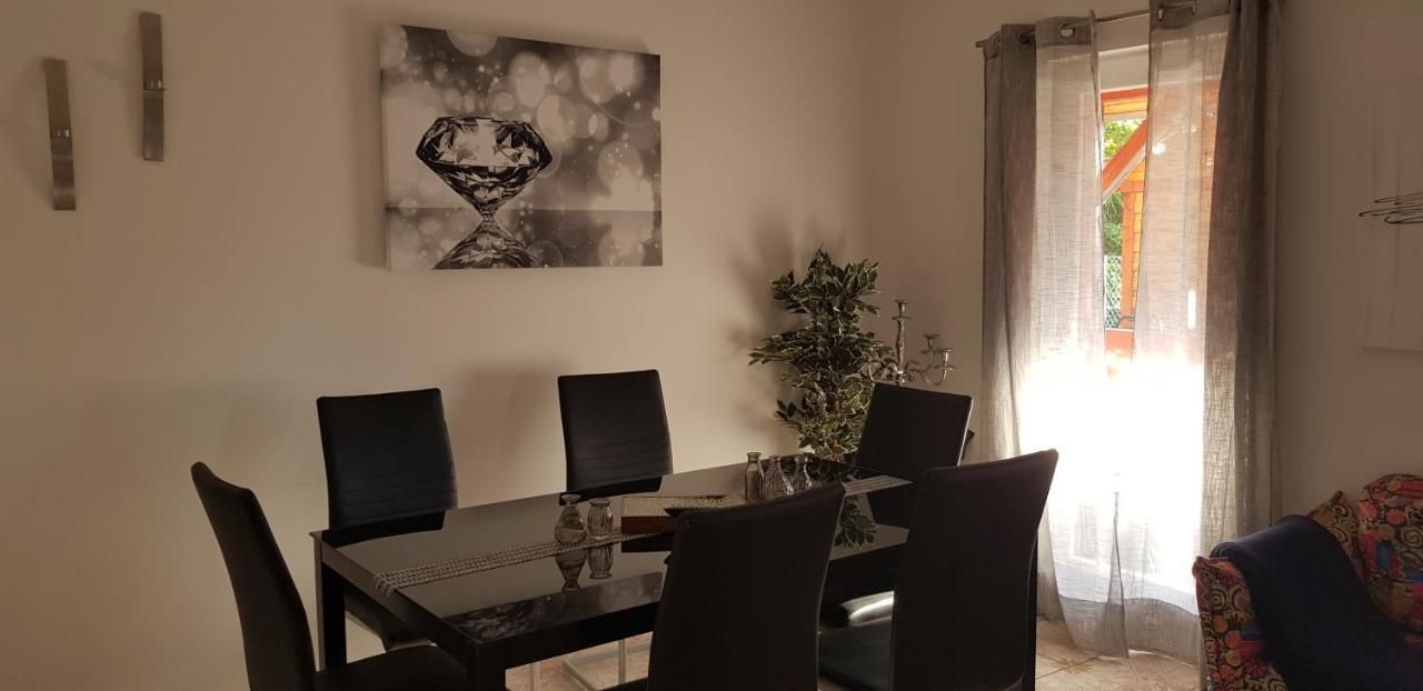 Lifestyle Balaton Villa Siófok Buitenkant foto
