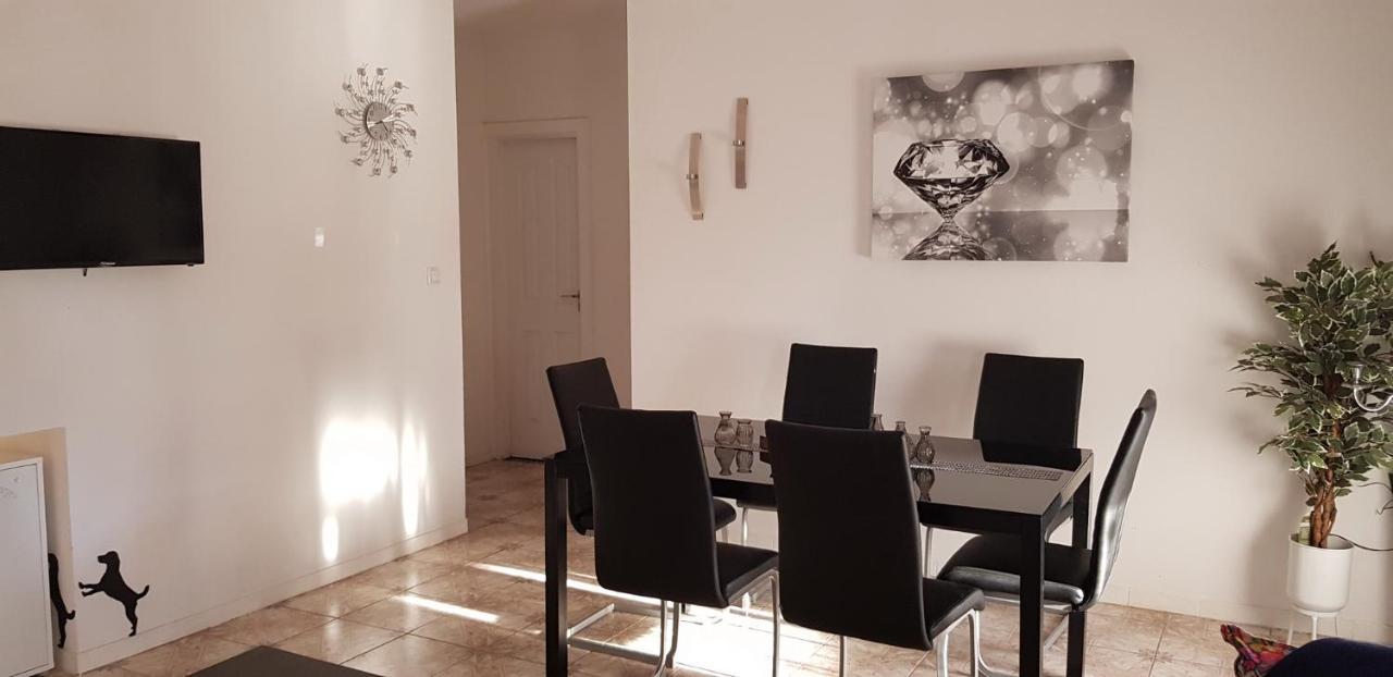 Lifestyle Balaton Villa Siófok Buitenkant foto