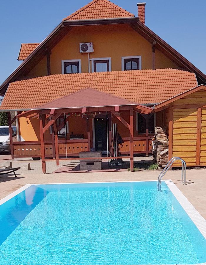 Lifestyle Balaton Villa Siófok Buitenkant foto